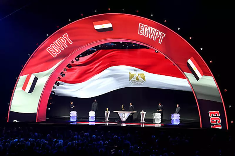 علم مصر خلال سحب قرعة كأس العالم 2026